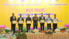 Đồng chí Đại tá Đỗ Văn Lực - Giám đốc Công an tỉnh tặng giấy khen cho các tập thể của Tập đoàn Công nghiệp Than - Khoáng sản Việt Nam có thành tích xuất sắc trong thực hiện quy chế phối hợp về thực hiện nhiệm vụ bảo vệ ANTT năm 2019.