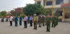 Công an xã và các lực lượng ra quân bảo đảm an ninh, trật tự.