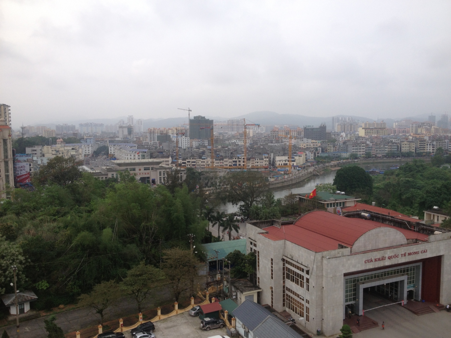 Thành phố Móng Cái là địa bàn "nóng" các đối tượng buôn bán, vận chuyển trái phép chất ma tuý