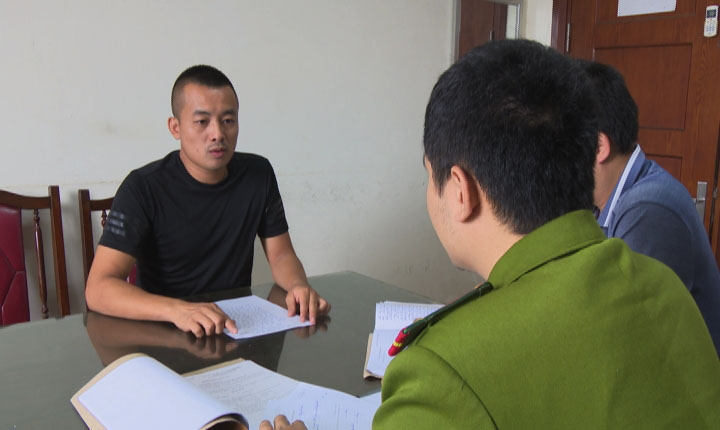 Đinh Công Sơn tại Cơ quan Công an