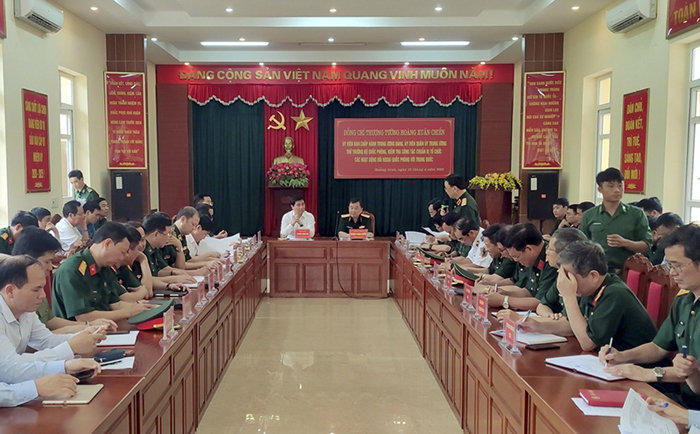 Thượng tướng Hoàng Xuân Chiến, Thứ trưởng Bộ Quốc phòng làm việc với lãnh đạo UBND tỉnh