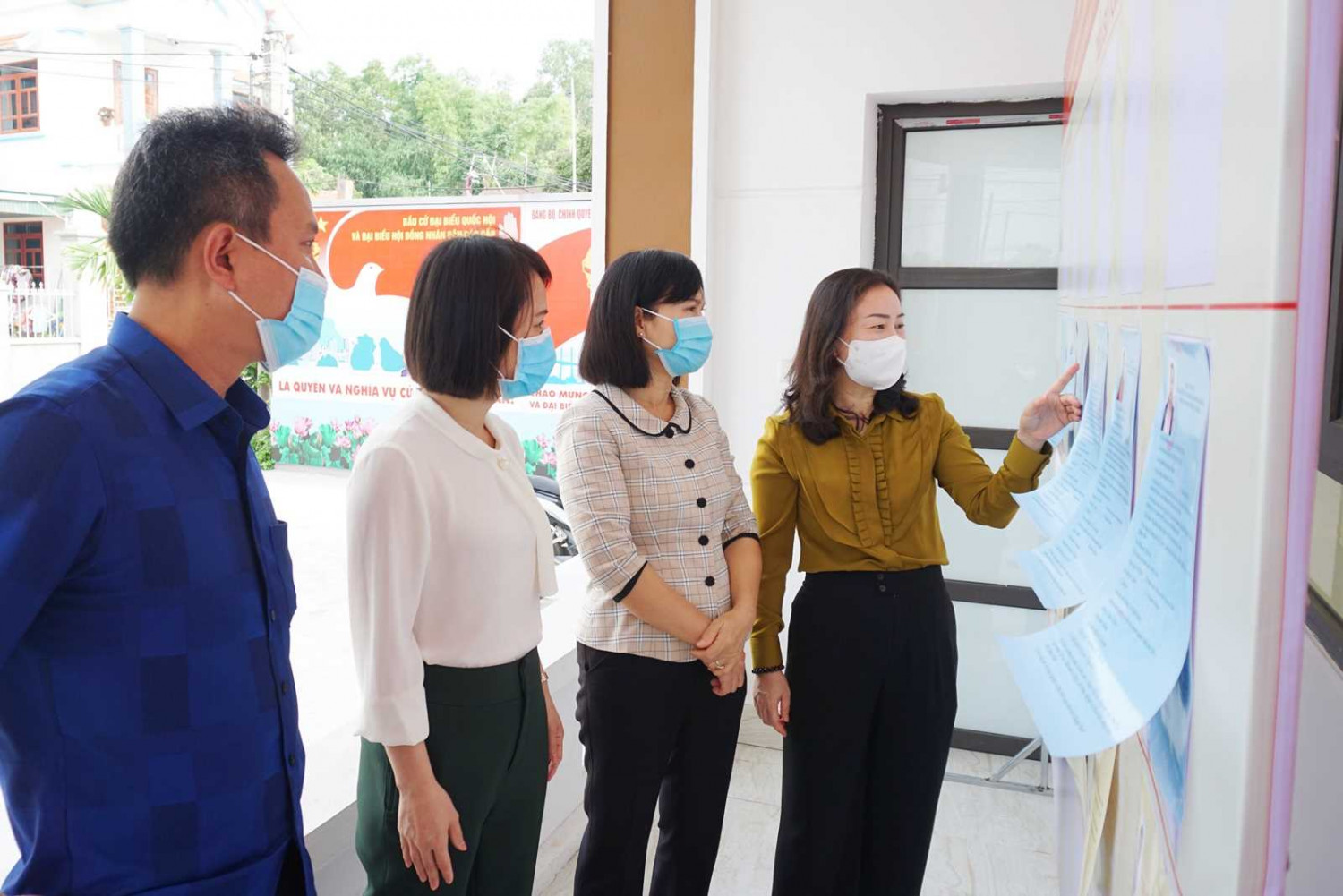 34 truong ban tuyen giao tinh uy kiem tra cong tac chuan bi bau cu tai tx quang yen 1
