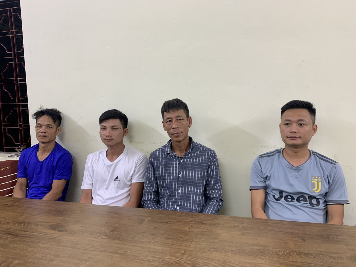 Từ trái sang phải: Mạc Văn Hoàng; Vũ Duy Sinh; Phạm Xuân Đường; Nguyễn Công Phúc