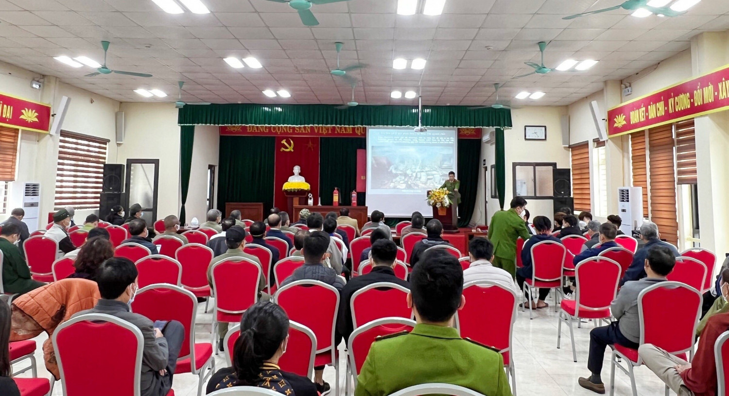 Hình ảnh tại buổi tập huấn