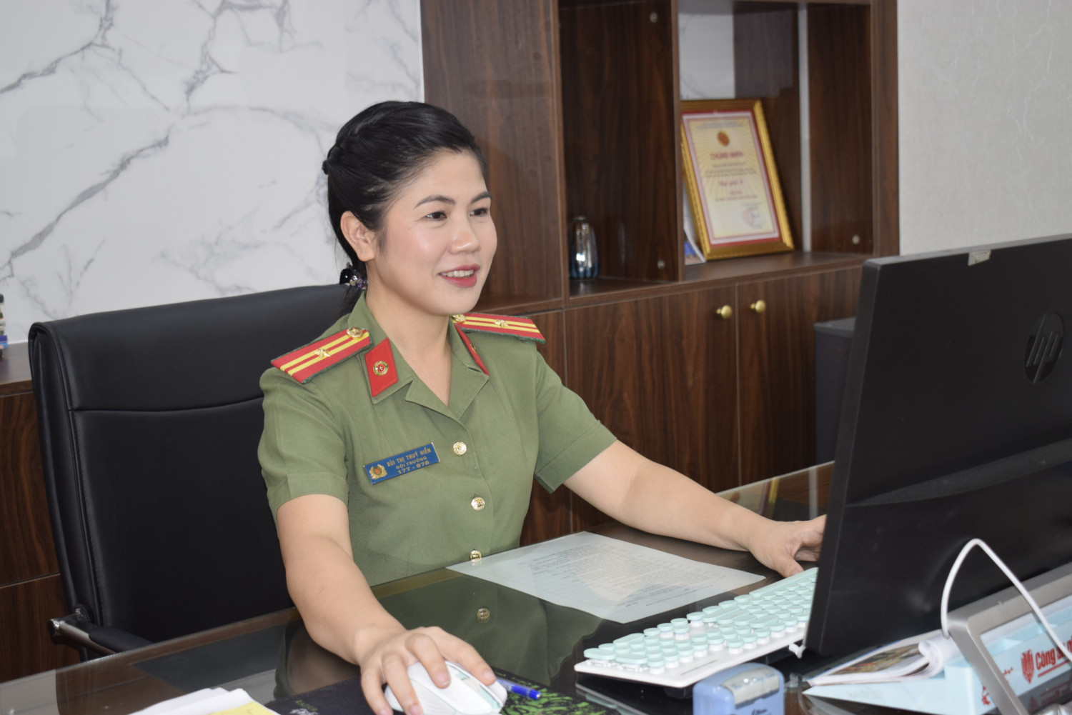 Thiếu tá Bùi Thị Thúy Hiền, Đội trưởng Đội Xây dựng phong trào bảo vệ an ninh Tổ quốc, Công an thành phố Cẩm Phả