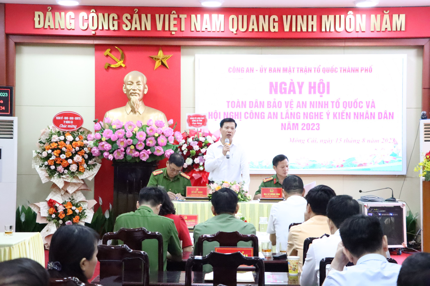 Quang cảnh Hội nghị