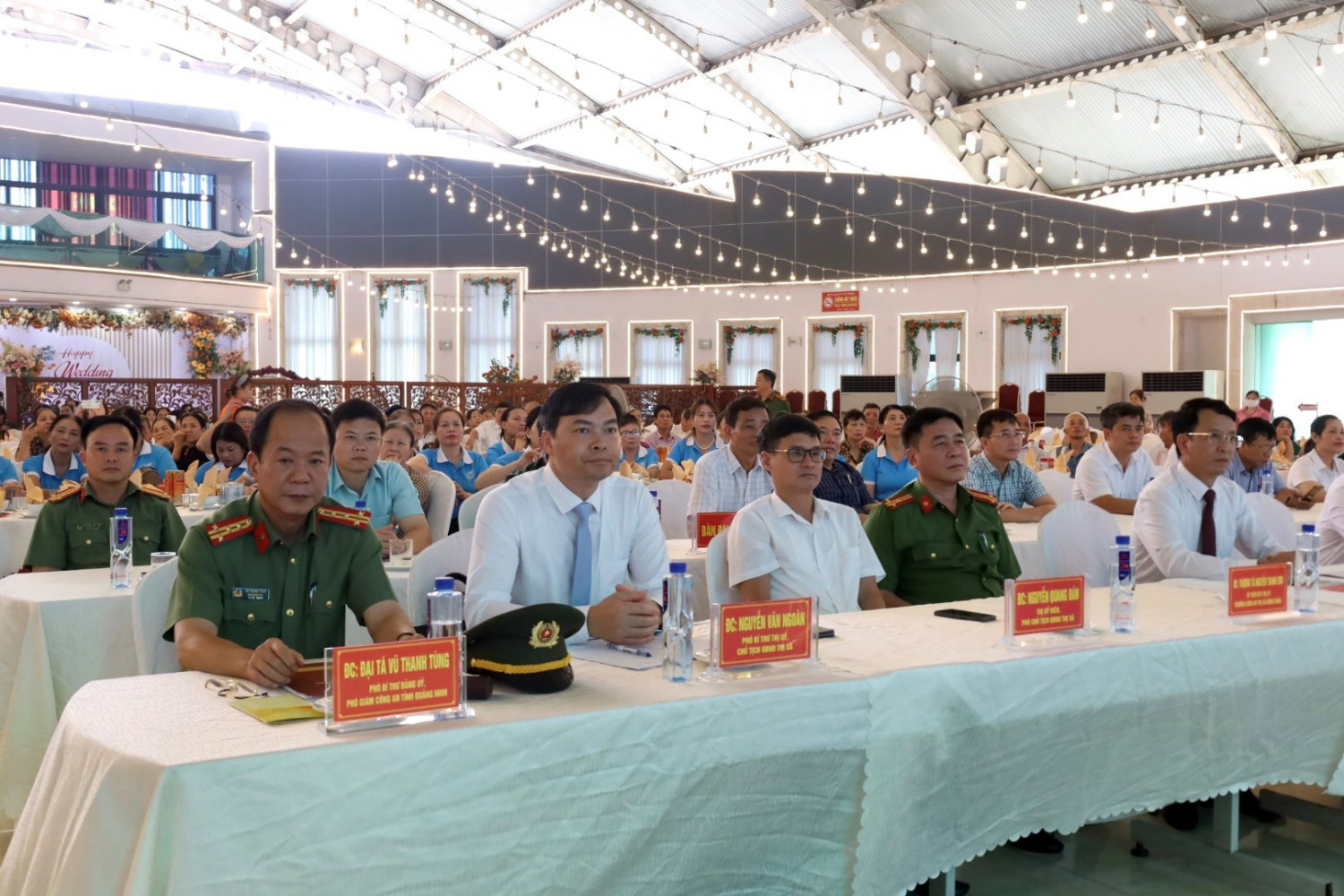 Quang cảnh Hội nghị