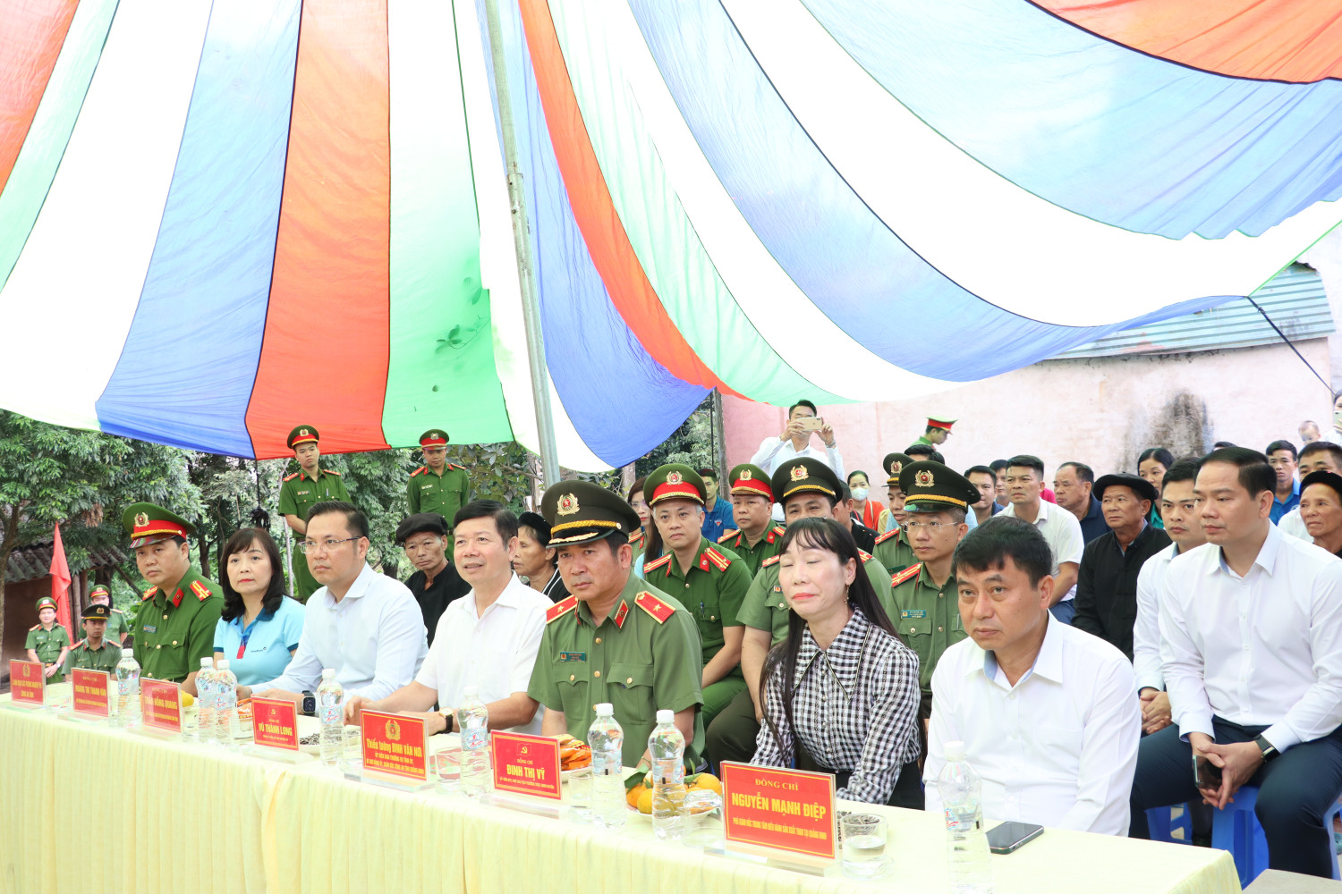 cac dia bieu tham du le khanh thanh