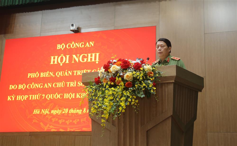232 thu truong hung