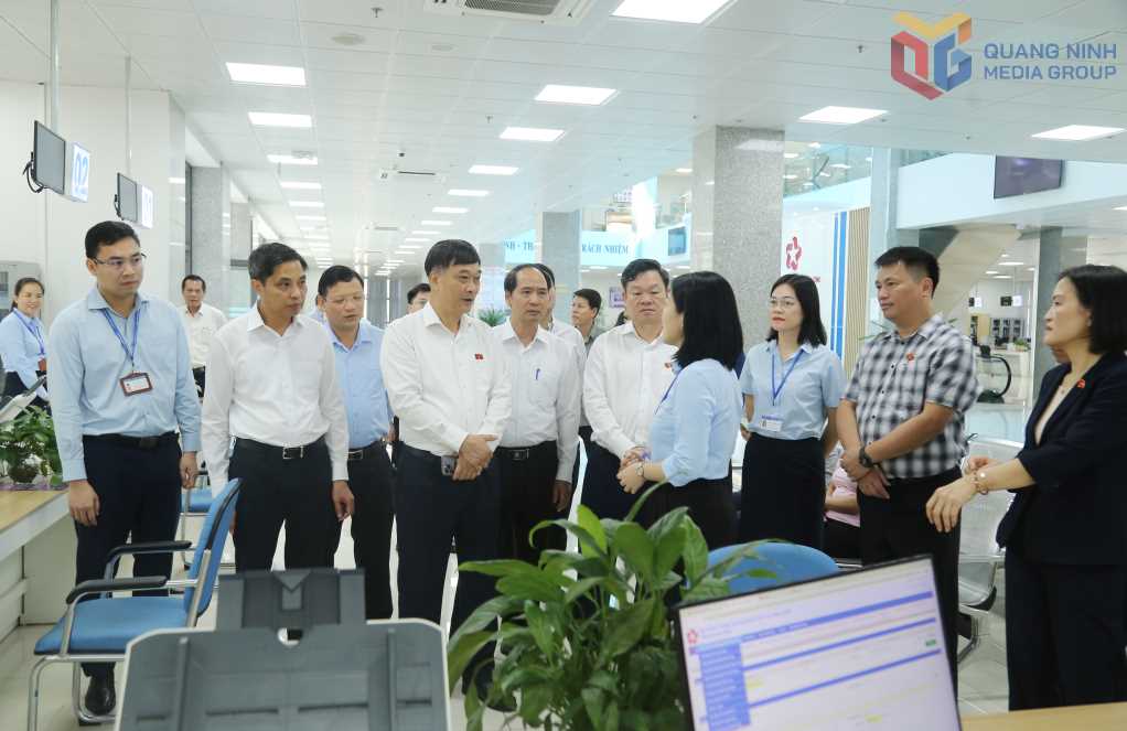 bat919925 pho chu tich quoc hoi vu hong thanh lam viec voi ban thuong vu tinh uy4