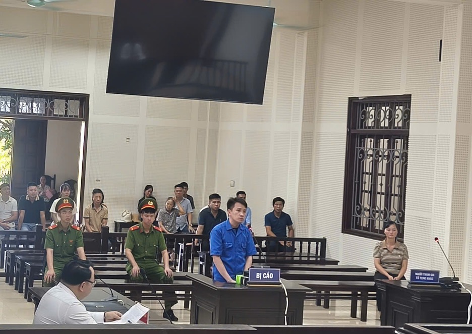 Bị cáo Nguyễn Quang Hưng tại phiên toà